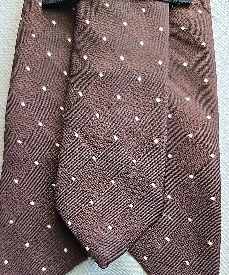 Corbata de seda poliéster punteada marrón christian dior de colección para hombre oficina, trabajo, estilo Foto 4 de 4