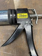 Albion BULK CAULK GUN DL-59-T13 Professional Line Special Deluxe 30 oz