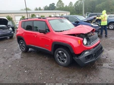 Used Front Left Seat Belt Front fits: 2018 Jeep Renegade bucket driver retractor