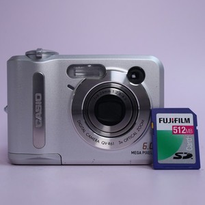 Casio Digital Camera QV-R61 6.0MP Silver Tested
