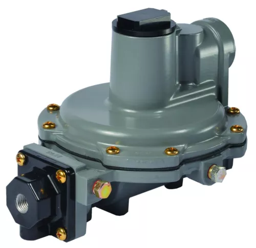 R632A-CFF Integral 2-Stage Regulator, 9-13" W.C Spring, 1/4" x 3/4" NPT