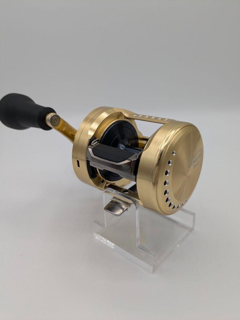Shimano 23 Calcutta Conquest MD 401XGLH Left New in Box from Japan