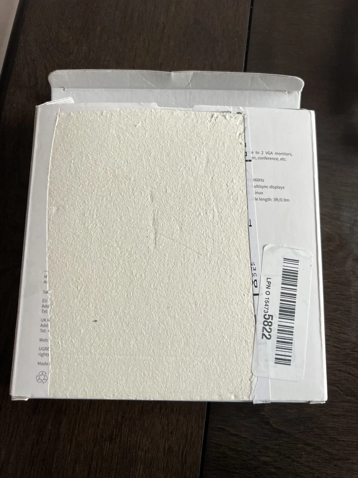 UGREEN VGA Male To 2 Female Video Slitter Cable 3 Ft Black 60Hz - Image 4 of 4