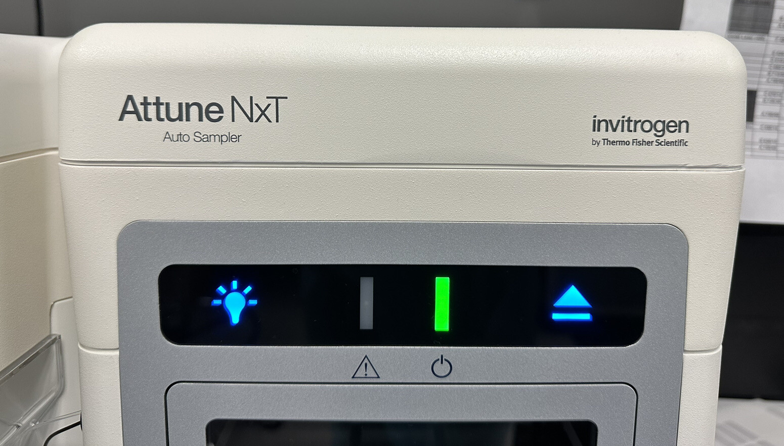 Attune Instrument ATTUNE NxT Flow Cytometer Invitrogen by Thermo Fisher | eBay