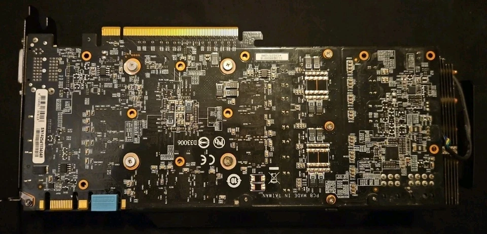 Gigabyte NVIDIA GeForce GTX 770 Windforce 2GB GDDR5 Graphics Card GV-N770OC-2GD - Image 2 of 4