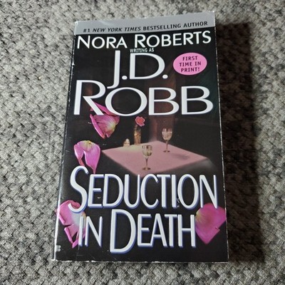 Seduction in Death J.D. Robb 2001 Mystery Thriller Paperback Book
