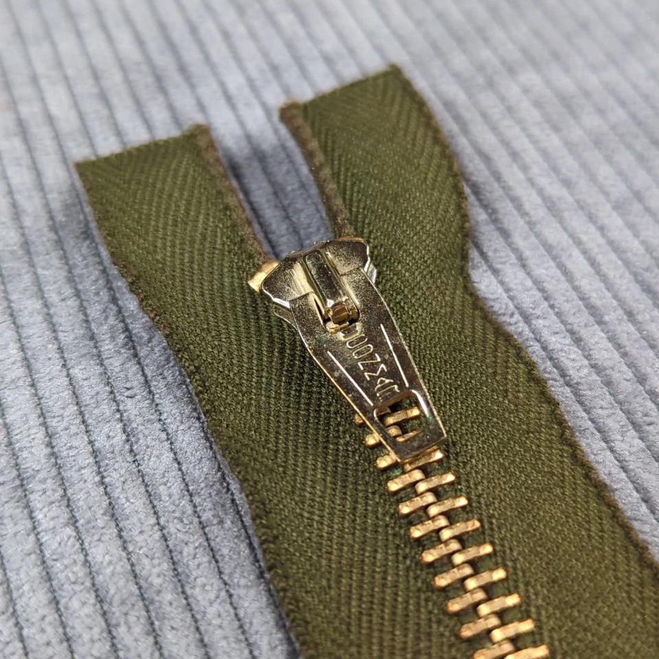 Lot Of 50 Vtg 50s Conmar Separating Zipper Green 18" NOS Deadstock - Image 2 of 4