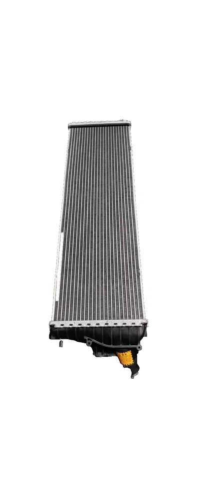 Радиатор для Lamborghini Huracan LP610 LP580 Audi R8 4S0121254B (для: Lamborghin - Изображение 2 из 3