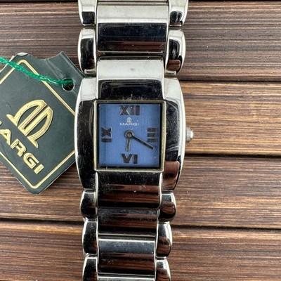 Margi Damenuhr Damen Stahl Form 23mm integriertes Armband Quarz
