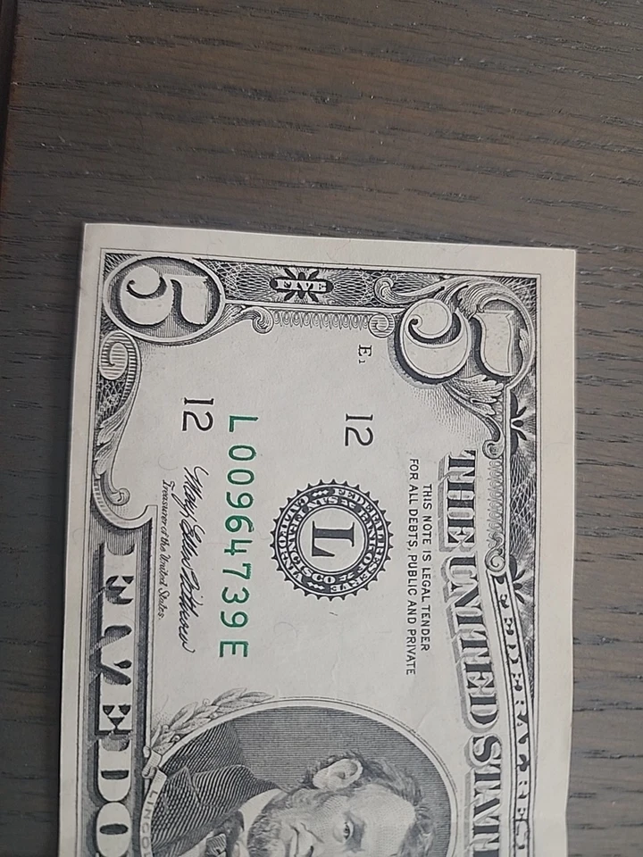 1995  Series 5 Dollar Bill In Perfect Condition,low Serial Number, Off Center  - Image 3 of 4
