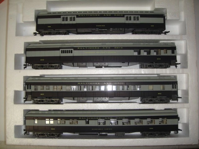 25+ Rivarossi Pullman HO Model Railroad Passenger Cars for sale