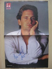Michael Douglas Autogramm signed Poster 30x46 cm gefaltet