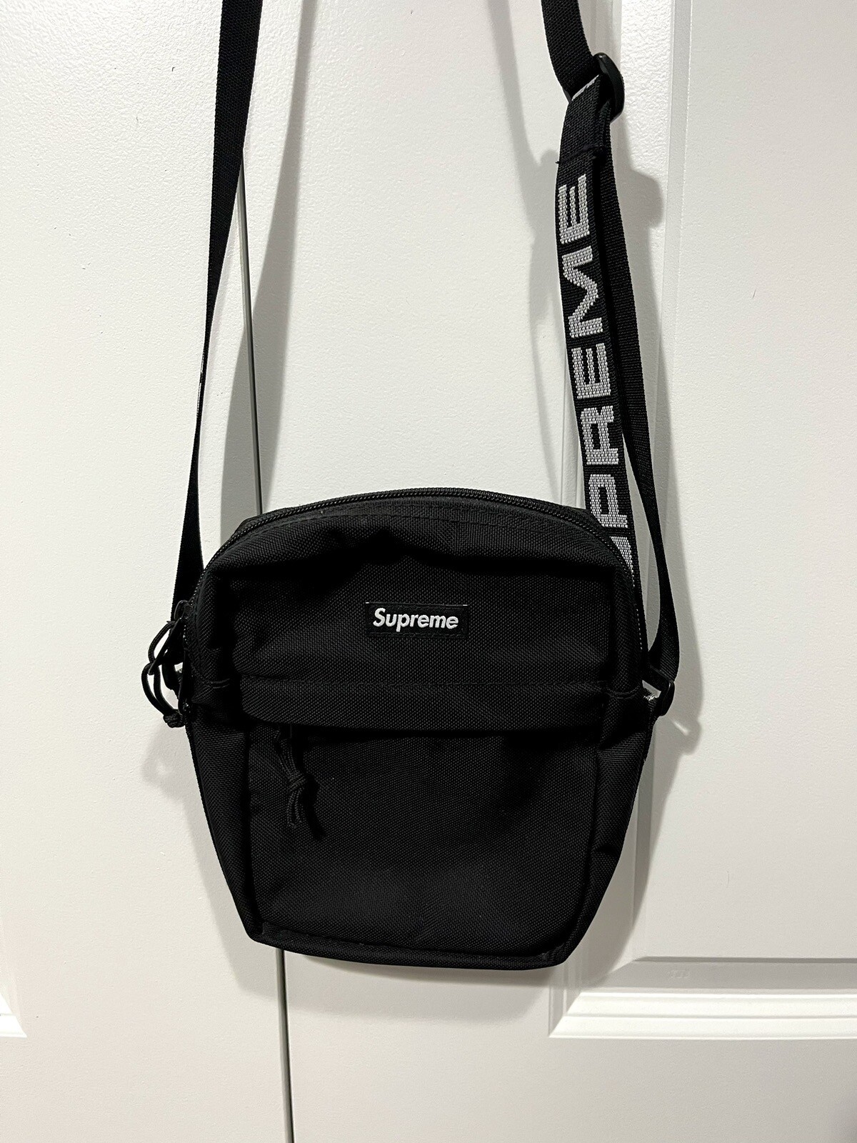 Supreme SS18 Shoulder Bag - Black | eBay 