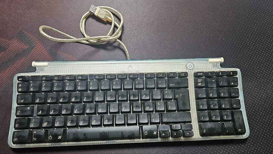 Apple USB tastiera QZERTY Modello M2452 anni 1999 blu Vintage FUNZIONANTE - Immagine 2 di 4