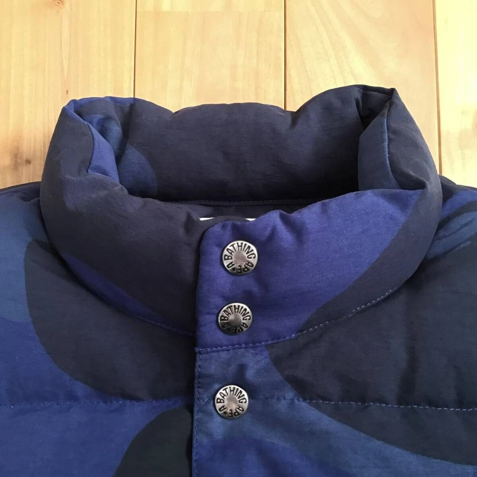 BAPE Giant Blue camo Puffer Down Vest a bathing ape NIGO Size XL - Image 4 of 4