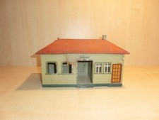 A075) Märklin 2030 - Skala 1 - Budynek przy stacji małego miasteczka - L. 28 cm - Rękodzieło
