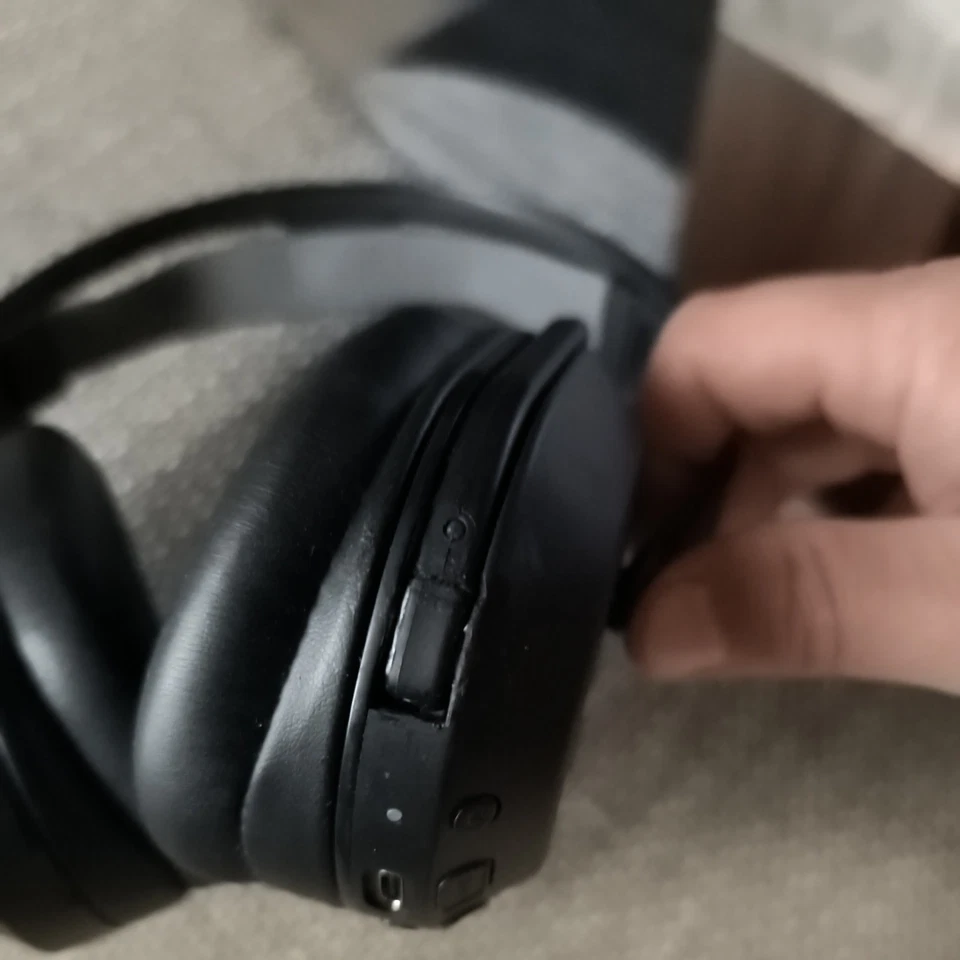 Turtle Beach Stealth 500 Kabelloses Gaming Headset, Schwarz (Mikrofon geklebt) - Bild 4 von 4