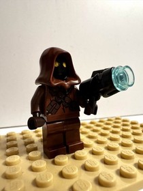 LEGO Star Wars Jawa Straps Minifigure w/ Blaster &ndash; Fits 75059 75097 75136