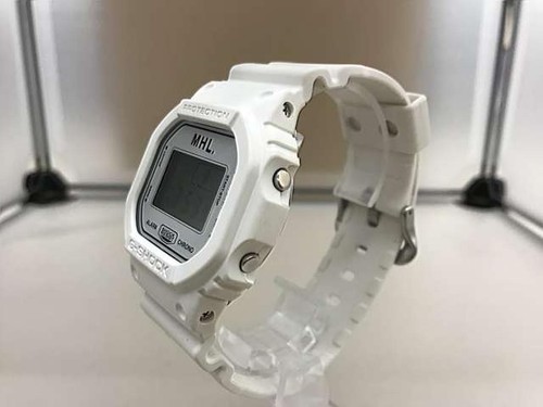 CASIO DW-5600VT G-SHOCK x MARGARET HOWELL collaboration - Picture 2 of 12