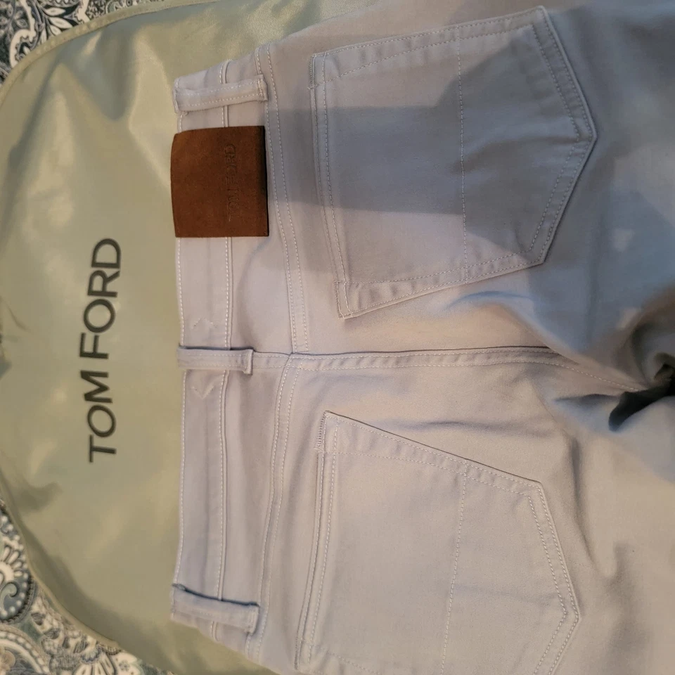 Pantalones de mezclilla ajustados para hombre Tom Ford talla 28x28 Foto 3 de 4