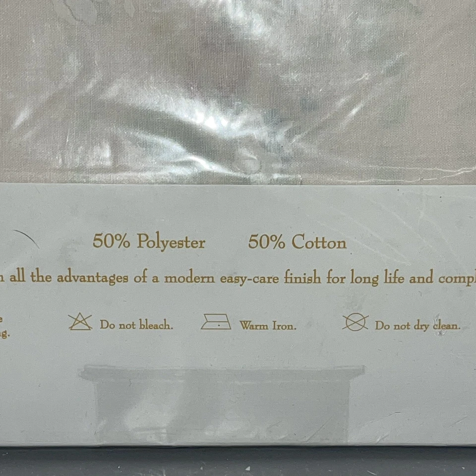 new Vintage cream Floral Pillowcases 19 x 29 inches rosemary roses cream pink - Image 4 of 4