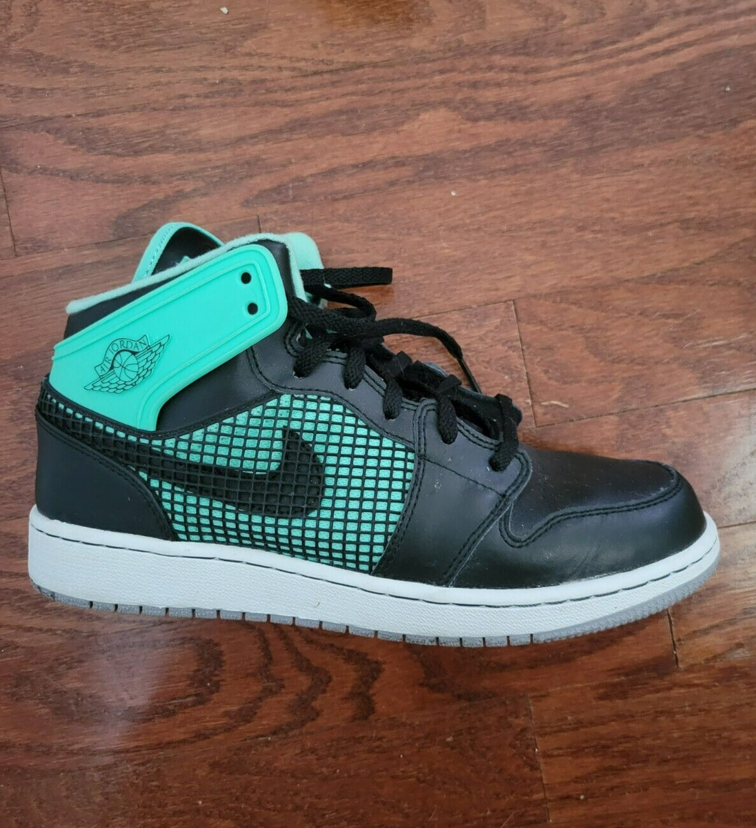 jordan 1 green size 6