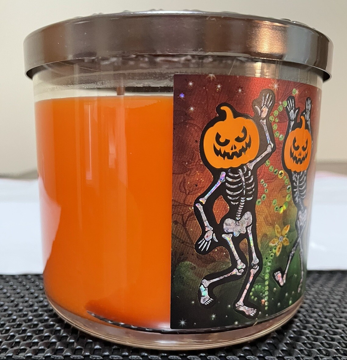 Bath & Body Works Pumpkin Carving 3 Wick Scented Candle 2024 Halloween