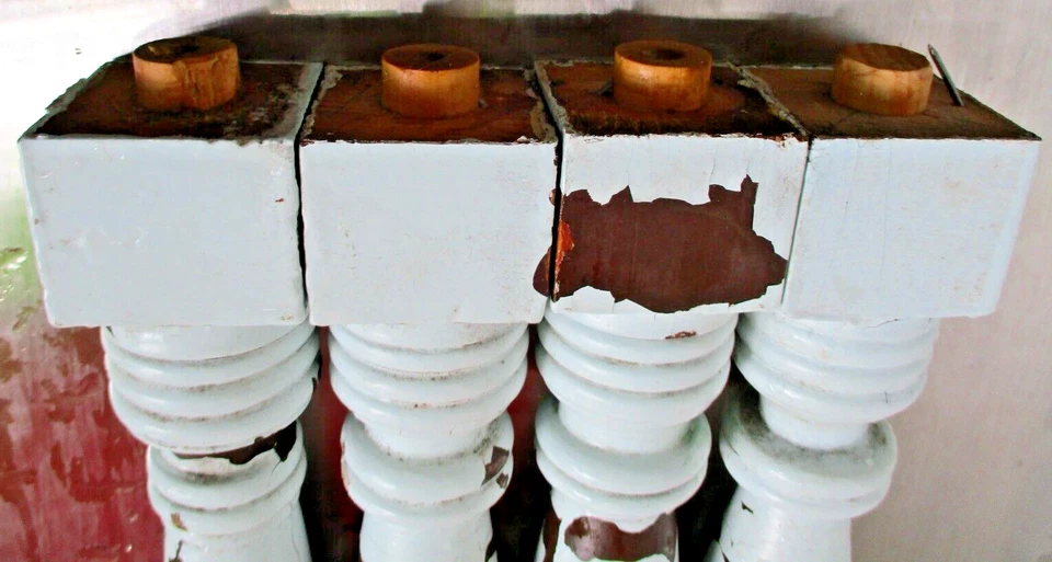 Juego 4 patas de mesa balaustres de porche de husillo torneado victoriano de 2 1/2" x 17" de alto Foto 3 de 4