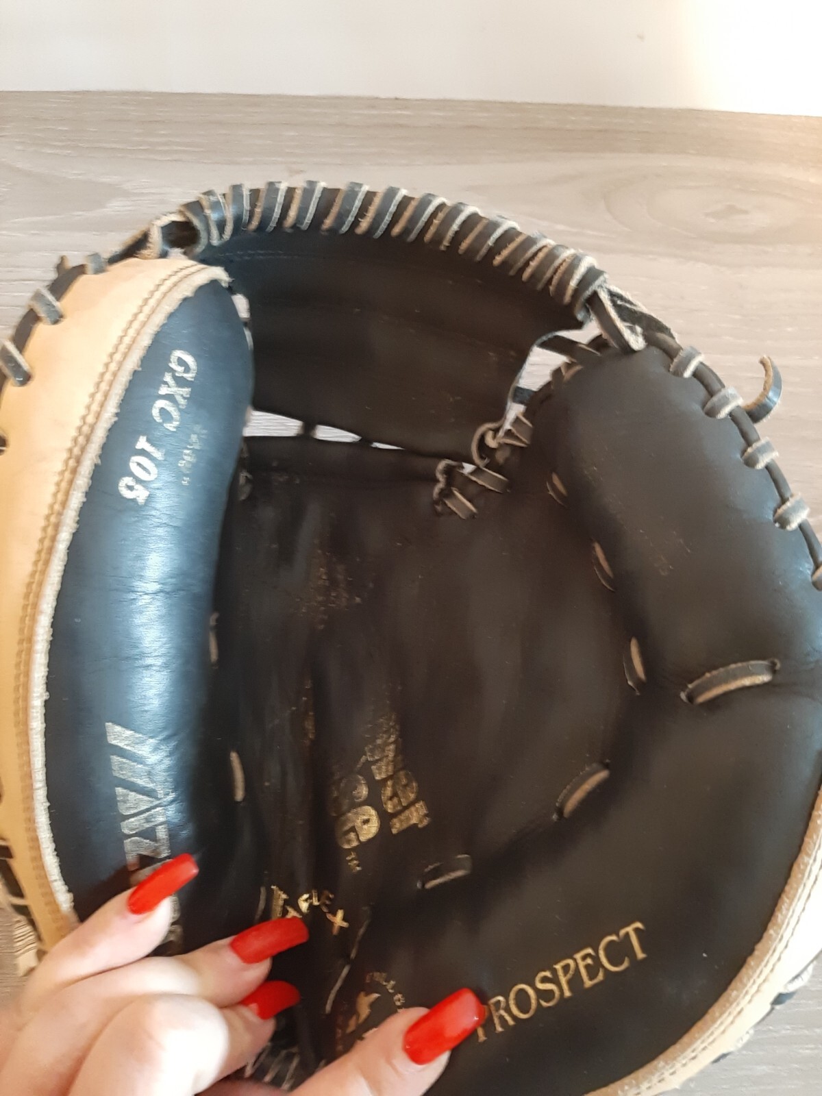 Mizuno Prospect GXC105 32.5" Youth Baseball Catchers Mitt Right Hand