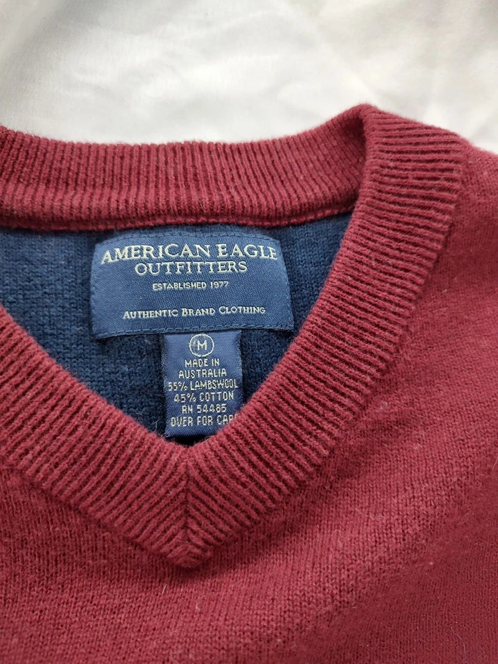 Suéter American Eagle Para Hombre Calce Medio Cuello Redondo Rojo Rayas Mezcla de Lana Foto 2 de 4