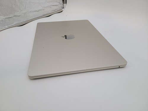 Apple Macbook Air 15" 2025, 512GB SSD, 16GB Ram, M4 Chip - Picture 5 of 5