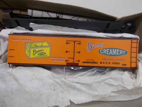 BRANCHLINE # 13709 ~ BANNER CREAMERY 40' FRIGORÍFICO COCHE # 4900 ~ KIT ~ ESCALA HO ~ LOTE-B | Zustand: New