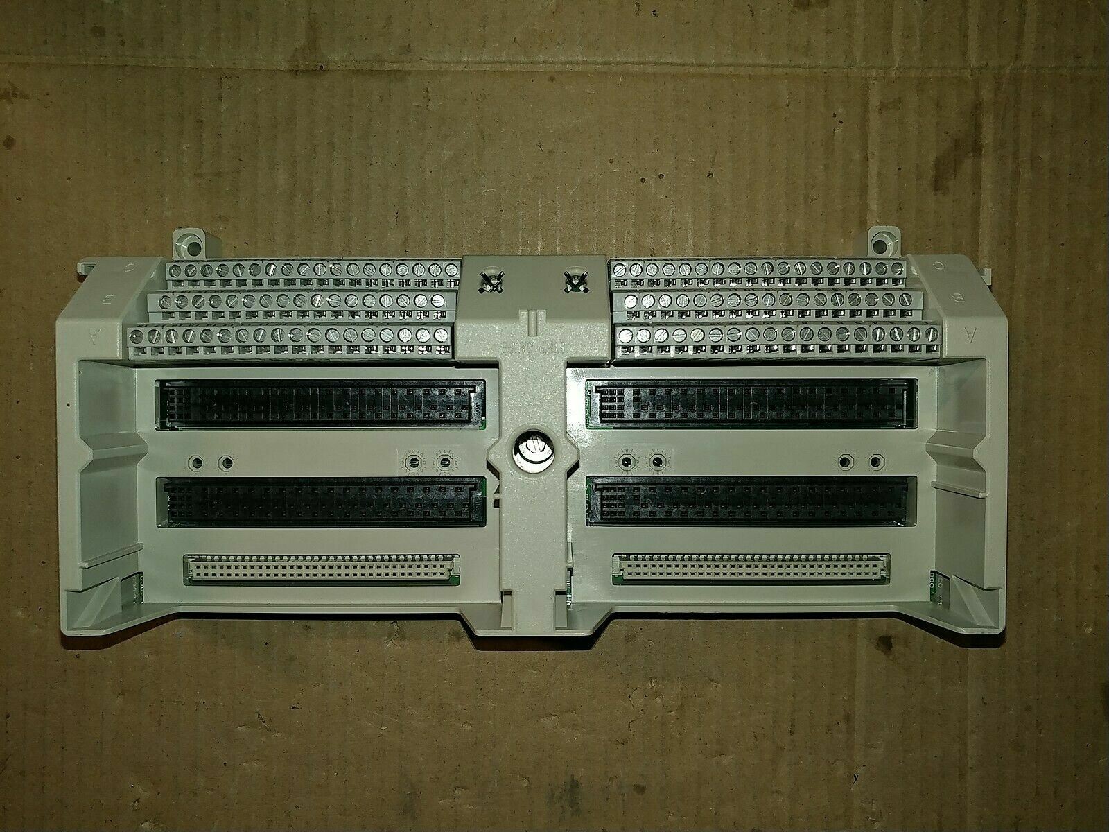 Westinghouse Emerson Ovation 1B30035H01 787782-1 I/O Process Control Base Unit
