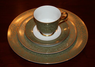 ワミレス　SANさま専用 Sango Versailles 3632 MCM Vintage 4 Piece Place Setting Crafted in