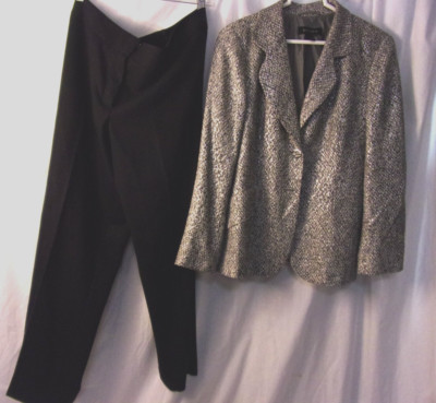 Eacada 2 Piece Outfit Jacket Size 40-Rayon/Silk Pants siize 44 Navy, Wool VGC