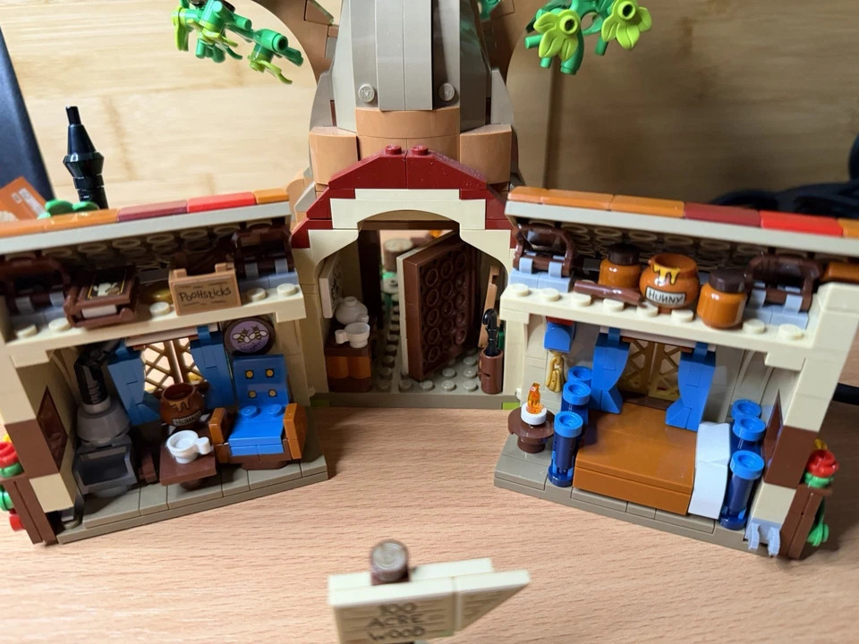 LEGO Ideas 21326 Winnie the Pooh, photo 4 of 5
