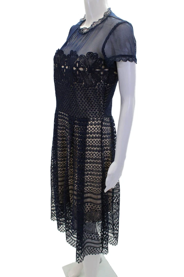 Vestido Saks Fifth Avenue Feminino Transparente Floral Sobreposição de Renda Linha A Azul Tamanho 2 - Imagem 2 de 4