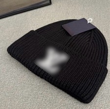 Black Knit Acrylic Winter Beanie Hat One Size Skiing Snowboarding Unisex