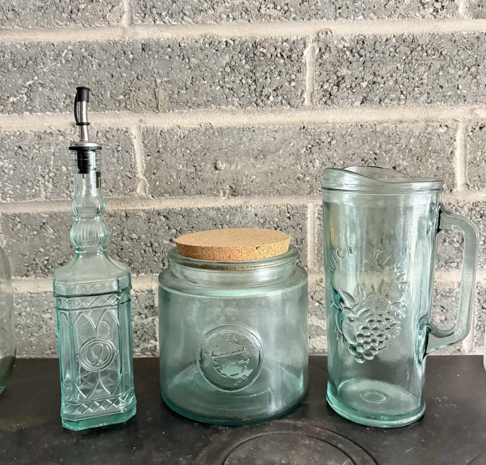 San Miguel Oil Bottle Pourer - Recycled Glass Dispenser 700ml - Cookie Jar & Jug
Opens in a new wind