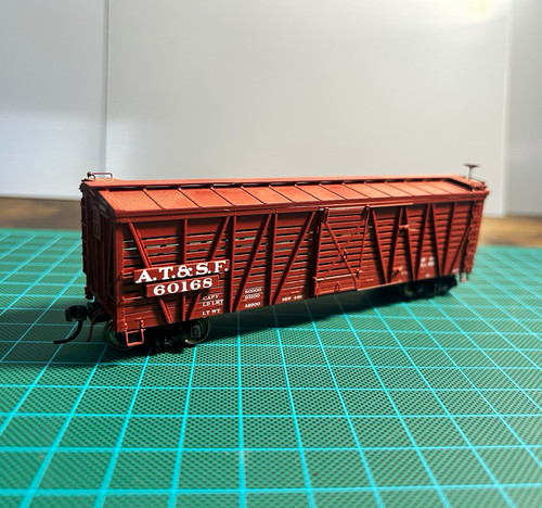InterMountain HO A.T.&S.F. Stock Car #60168 K Brake SK-T como construido | Condition: Used