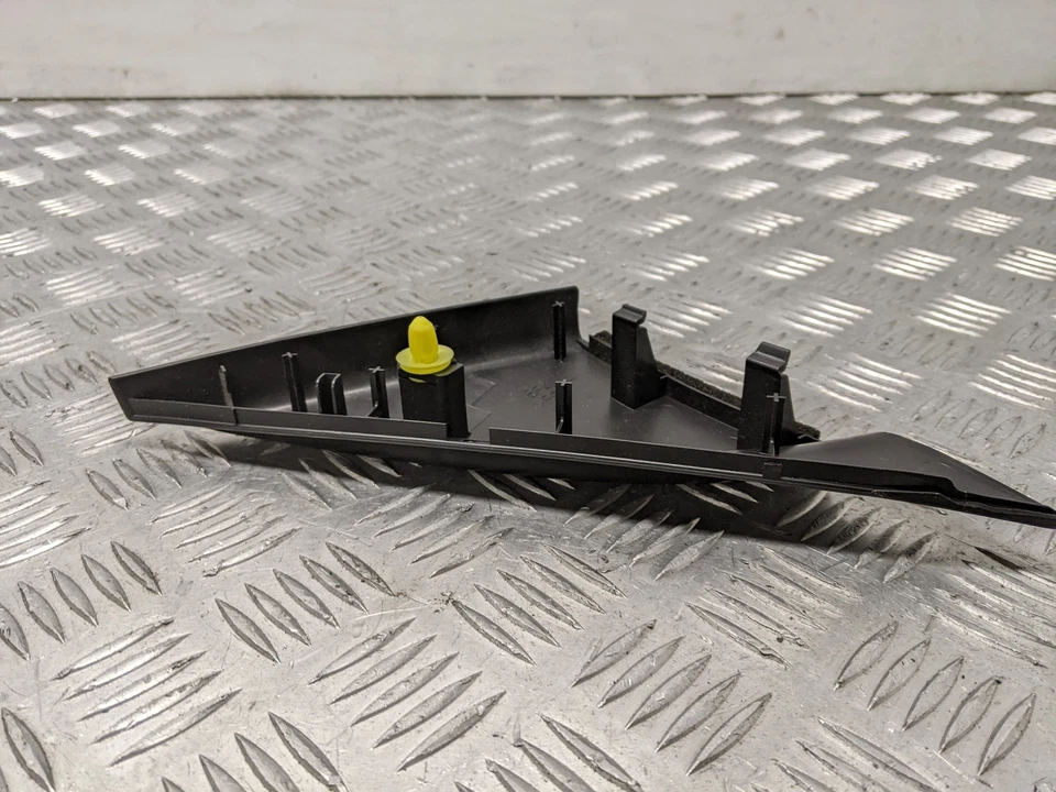 MAZDA 3 TS AT 2006 INTERIOR DOOR MIRROR TRIM FRONT PASSENGER - Image 4 of 4