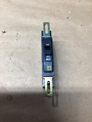 SQUARE D Q0U120 20A 1-POLE CIRCUIT BREAKER Q0U120 #109M106*CO