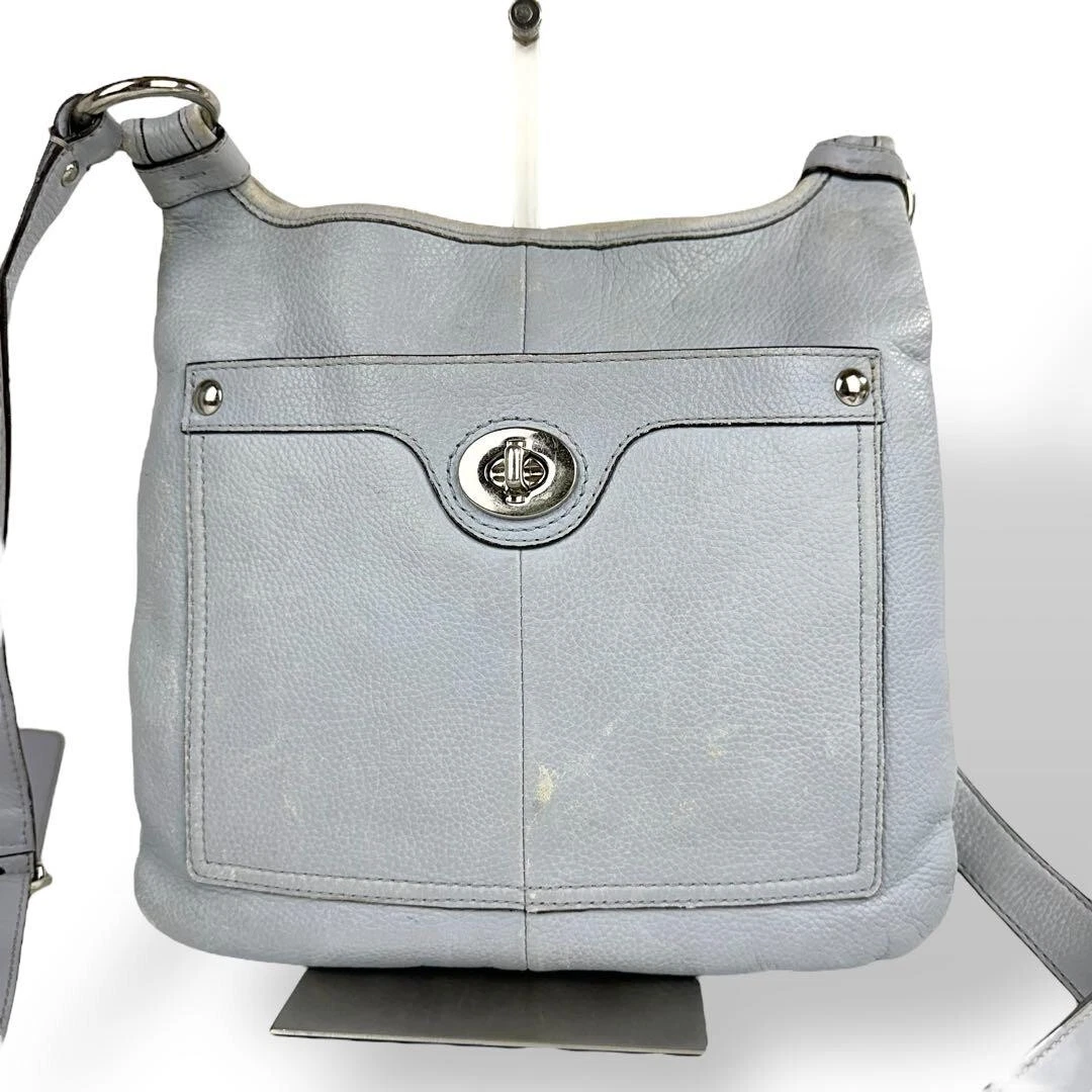 Borsa a tracolla Coach in pelle azzurro chiaro F16533 B10