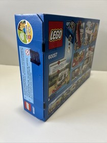 LEGO CITY Camper Van 60057 W/Canoe Sealed 195 Pcs Ages 5-12 Modular Build 2013