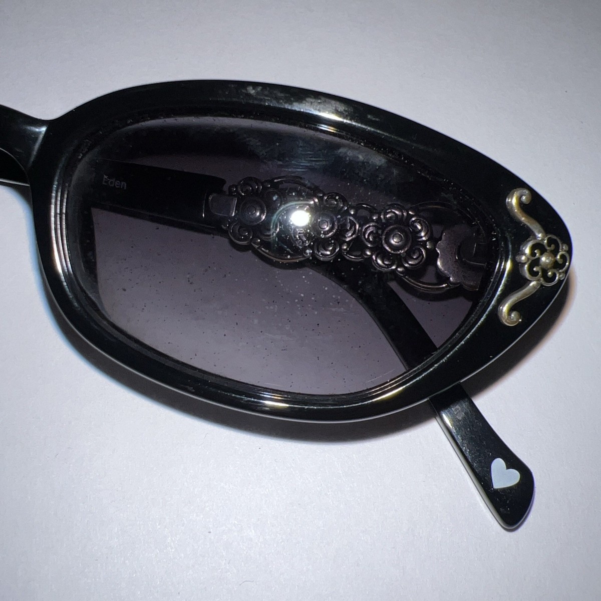 Vintage Pre-owned / “East Of Eden”. BRIGHTON Sunglasses. See  display picture 1