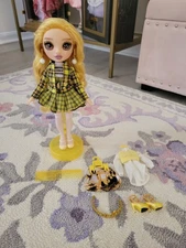 Rainbow High Sheryl Meyer Fashion Doll - Marigold Series 3 EUC