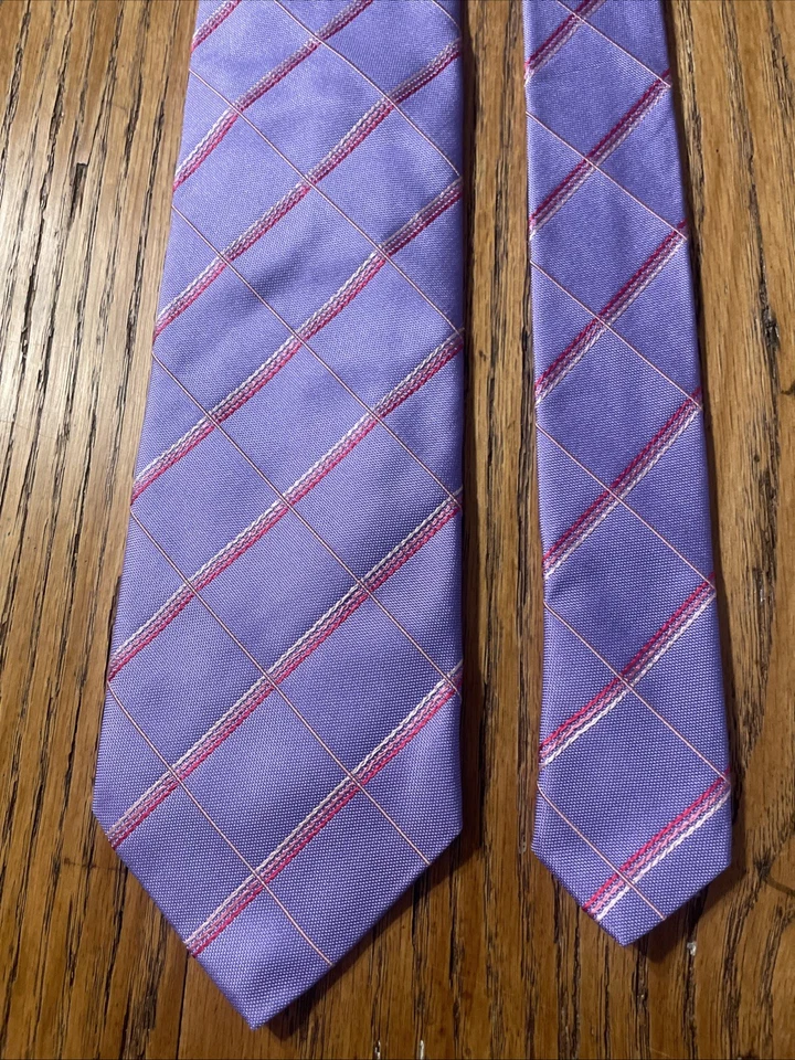 Corbata de seda geométrica Thomas rosa fino argyle usada en excelente estado hecha en Francia Foto 4 de 4