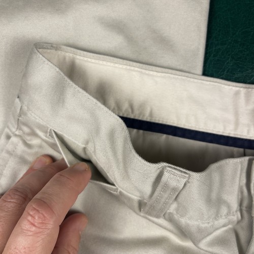 Gap Khaki Pantalone Uomo 31x32 Beige Vestibilità Classica Pieghettato Y2K Preppy - Foto 4 di 9