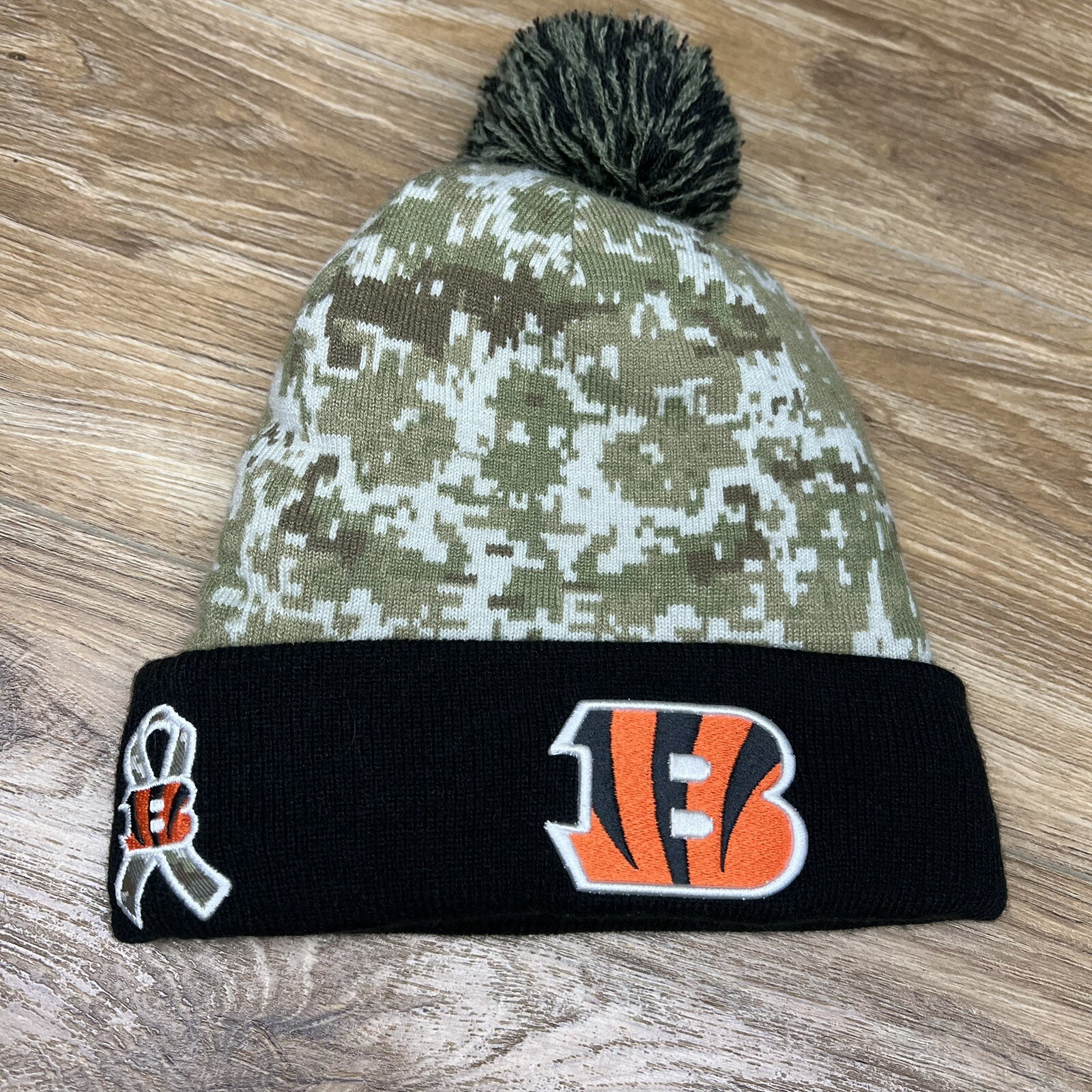 Cincinnati Bengals New Era Salute to Service Winter Beanie Hat Cap - NFL - New