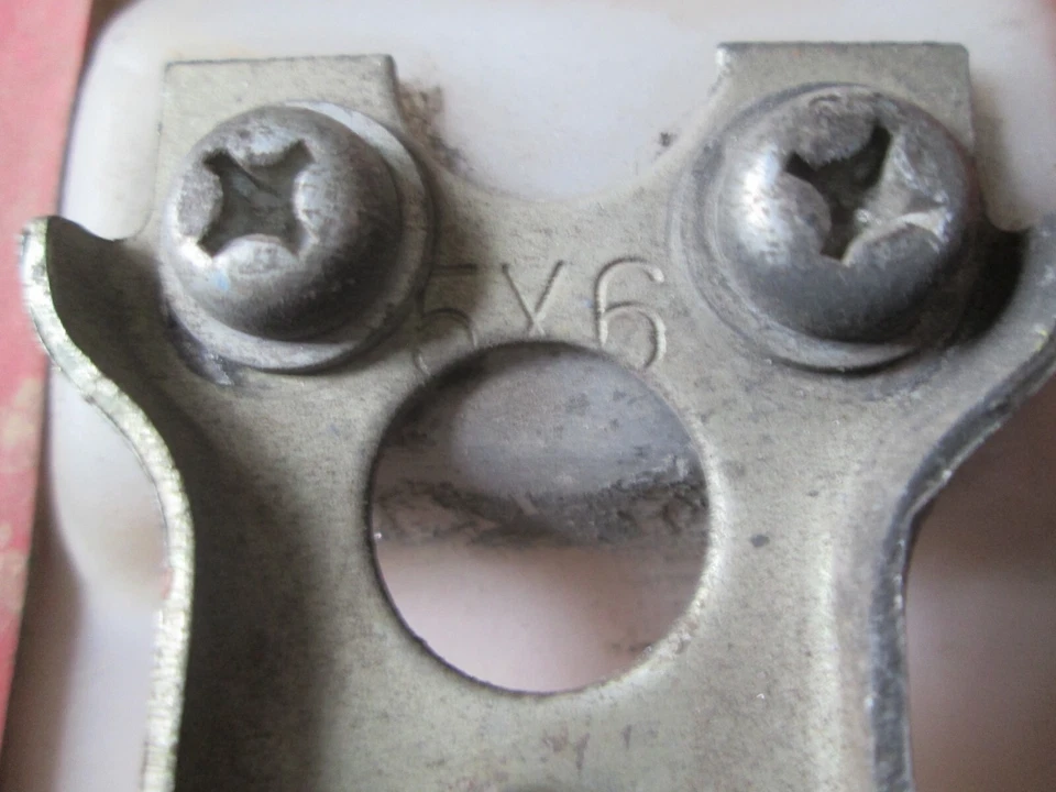 Yamaha 1988-1990 YZ250 SEAT 3JD-24770-10-00, CUBIERTA POBRE (ZVM-00 PAN) ÁSPERA Foto 4 de 4